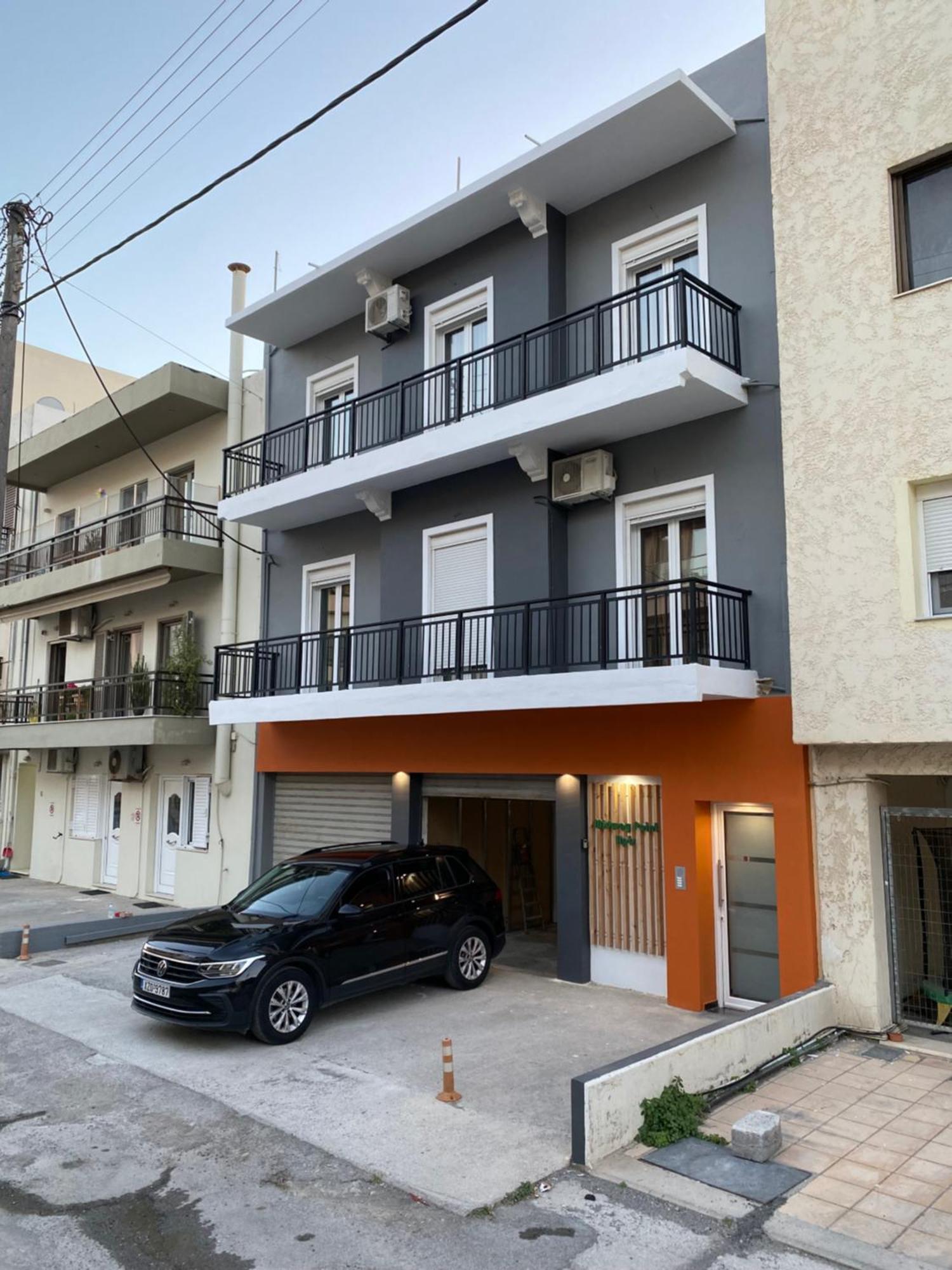 Midway Point Apts イラクリオン エクステリア 写真